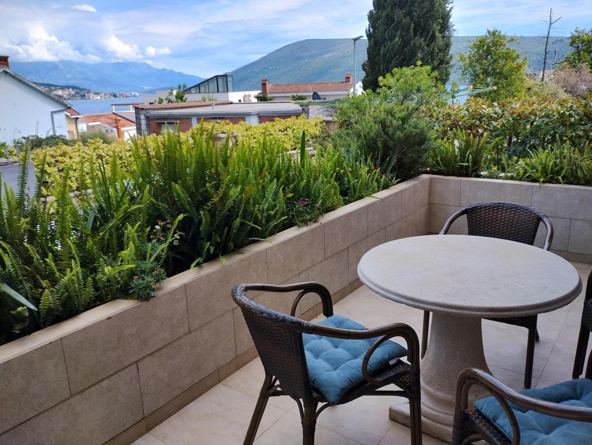 Monteview Duplex Villa Херцег Нови Екстериор снимка